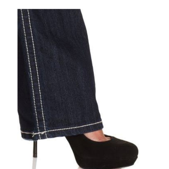 Jeans - Picture 2 of 8